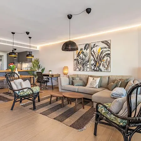 Amazing Sea View From The Comfort Of The Jacuzzi * פואנגירולה