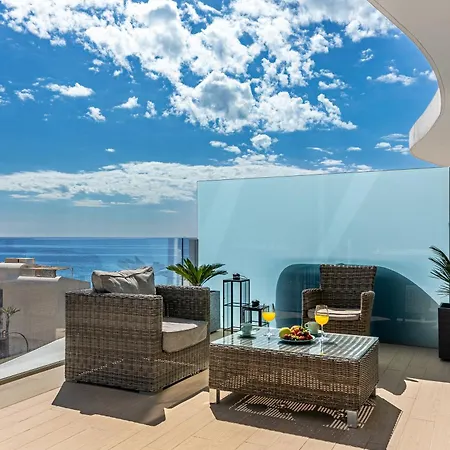 Amazing Sea View From The Comfort Of The Jacuzzi