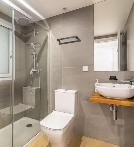 Amazing Sea View From The Comfort Of The Jacuzzi Apartment