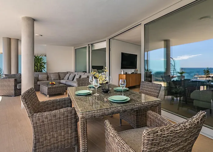 Amazing Sea View From The Comfort Of The Jacuzzi